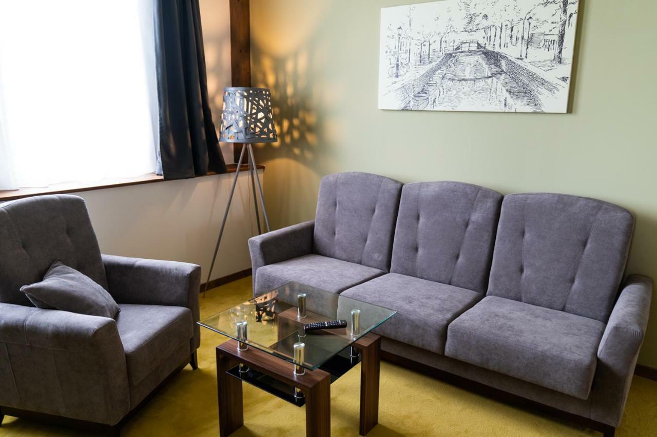 Hotel Kristaly Konferencia & Wellness Ajka ภายนอก รูปภาพ