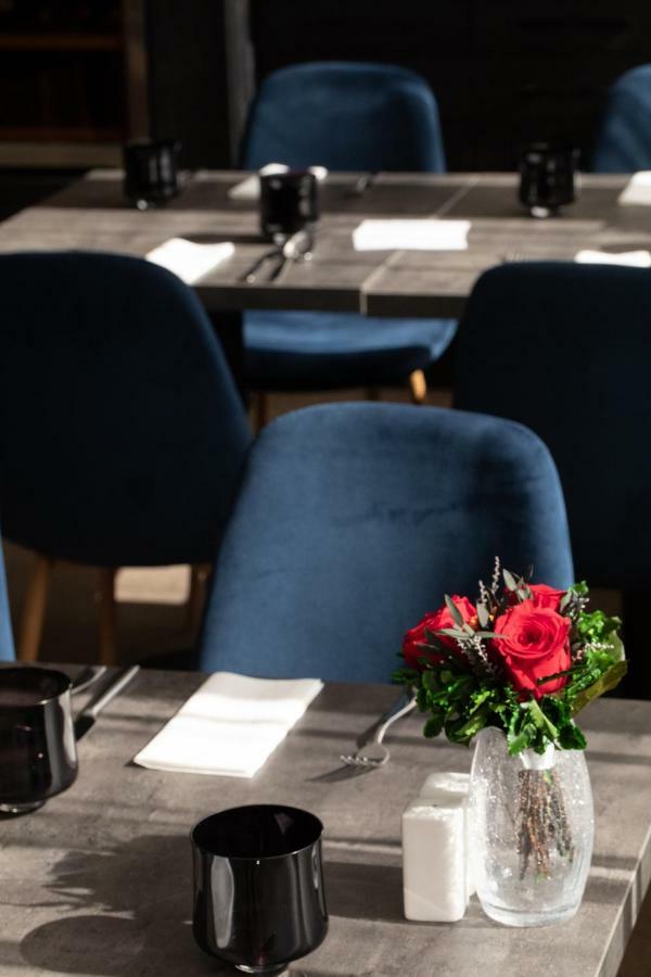 Hotel Kristaly Konferencia & Wellness Ajka ภายนอก รูปภาพ